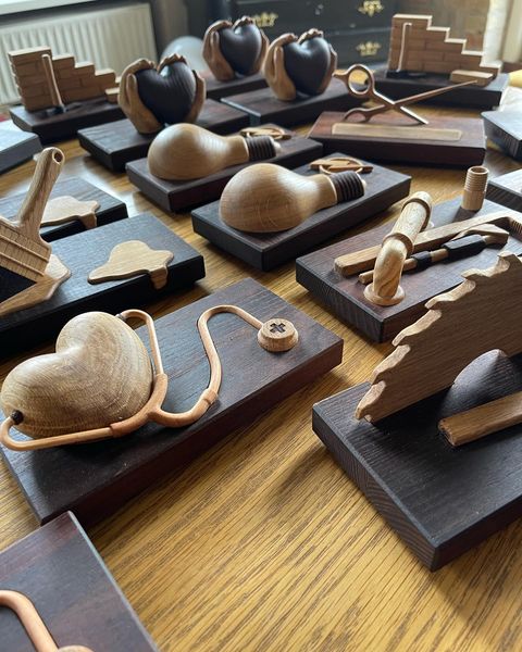De første prototyper af Maya Soele® figurer i dansk design samlet på et bord